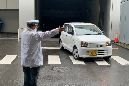 駐車場警備業務